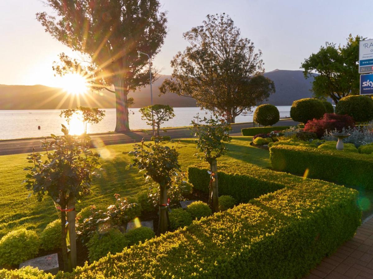 Radfords On The Lake Te Anau Bagian luar foto